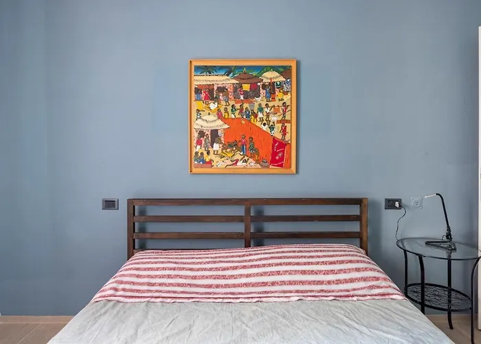 Tra Museo Ferrari, Stazione E Centro