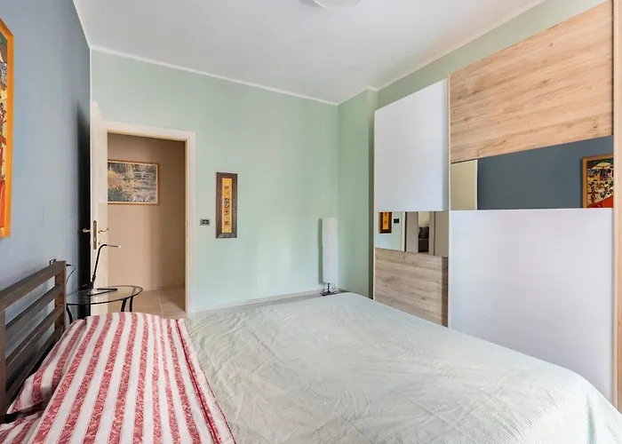 Tra Museo Ferrari, Stazione E Centro شقة